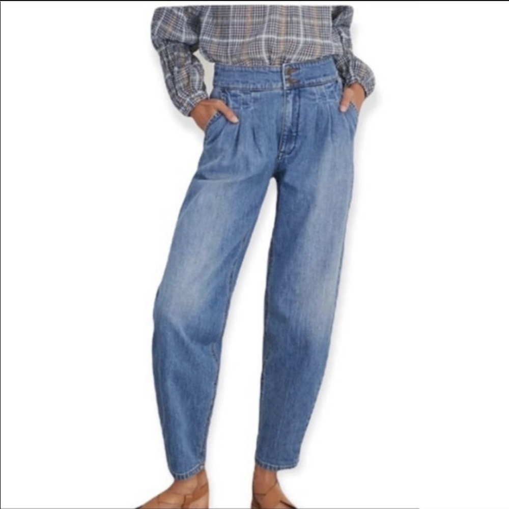 NWOT Blank NYC The Balloon Bo-Legged style High Waisted Pleated Jeans Size 26